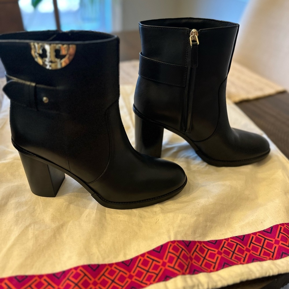 BRAND NEW TORY BURCH Ankle Boots